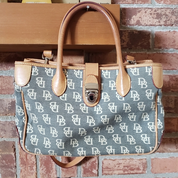 Dooney & Bourke Signature Double Handle Gray Tote - Picture 1 of 11